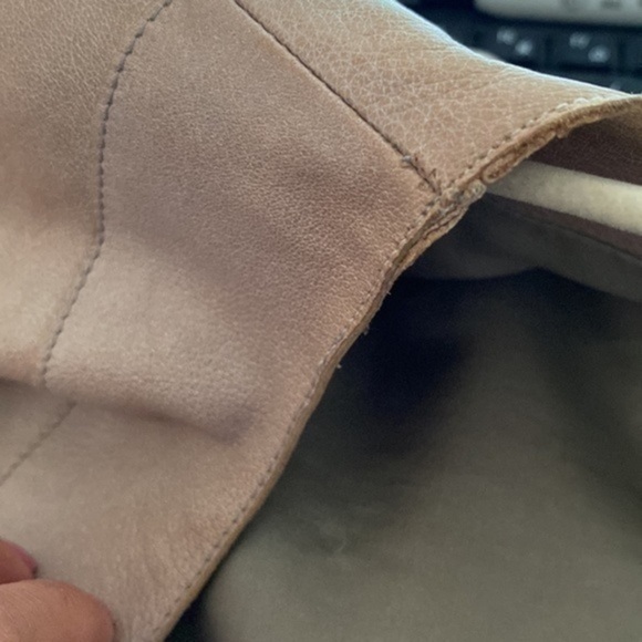 Giorgio Armani 100% Buffalo leather and African Ethiopia Lining 100% silk jacket - Picture 15 of 16